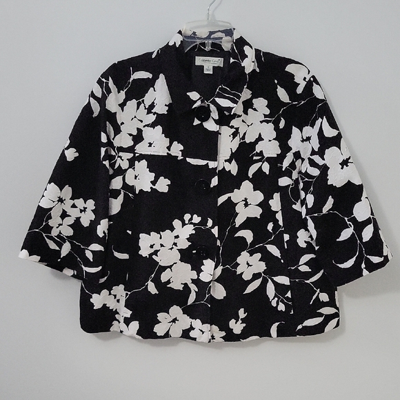 Coldwater Creek Jackets & Blazers - Coldwater Creek Black and White Floral Jacket, Size 16